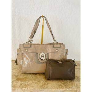 Bundle of 2 Coach Carryall Dove Grey patent leather 19756M and makeup bag